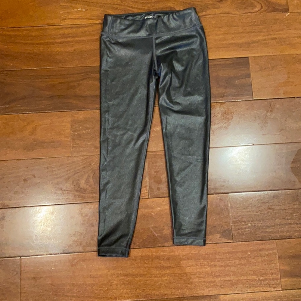 Leggings. Shiny silver.